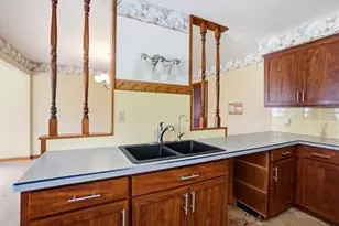 3755 Mayfair Dr, Grove City, OH 43123 - Photo 8