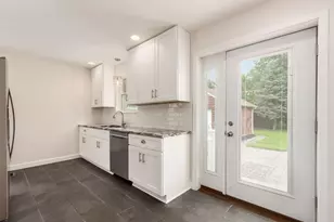 336 E Weisheimer Rd, Columbus, OH 43214 - Photo 16