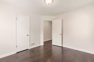 336 E Weisheimer Rd, Columbus, OH 43214 - Photo 12