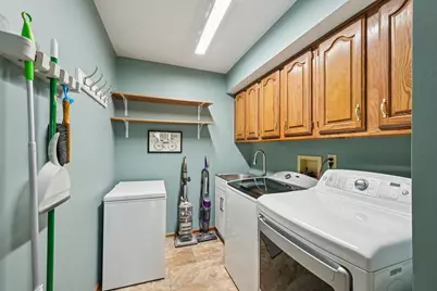 390 Ashford Drive, Westerville, OH 43082 - Photo 32