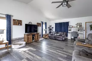 14240 Dutch Cross Rd, Centerburg, OH 43011 - Photo 10