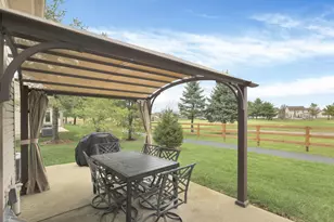 157 Pebble Creek Dr, Pataskala, OH 43062 - Photo 40