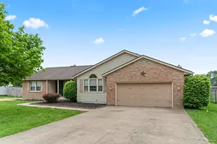 298 Kensington Ct, London, OH 43140 - Photo 1