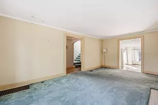 2425 Bryden Rd, Columbus, OH 43209 - Photo 16