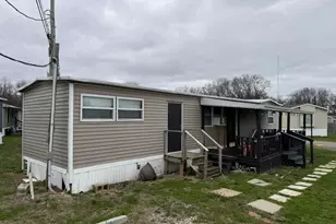 1049 Harmon Ave, Columbus, OH 43223 - Photo 1