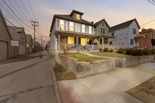 526 W 1st Ave, Columbus, OH 43201 - Photo 2