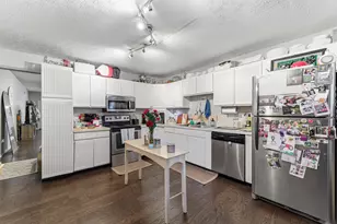 526 W 1st Ave, Columbus, OH 43201 - Photo 40