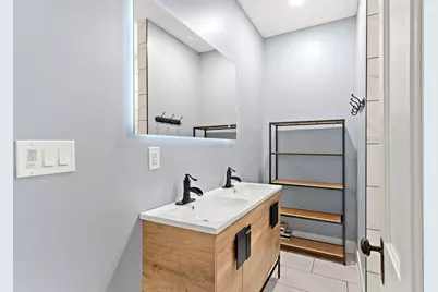 640 Neil Avenue, Columbus, OH 43215 - Photo 38