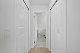 1379 Restwood Ct, Columbus, OH 43204 - Photo 30