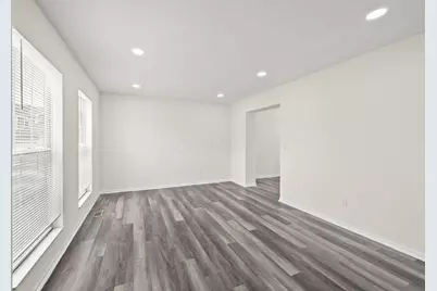 1379 Restwood Court, Columbus, OH 43204 - Photo 10