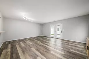 622 Lakeview Dr S, Grove City, OH 43123 - Photo 6