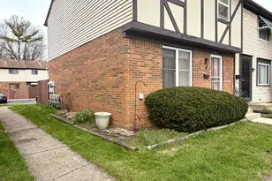 2215 Noe Bixby Rd, Columbus, OH 43232 - Photo 1