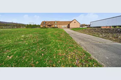 1040 Straight Creek Road, Waverly, OH 45690 - Photo 2