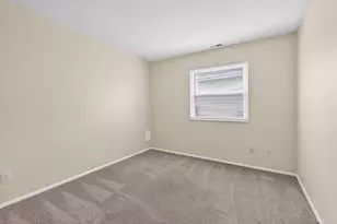 5882 Starcrest Dr, Galloway, OH 43119 - Photo 16