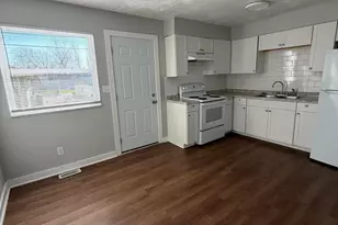 1975 Dunbar Dr, Columbus, OH 43224 - Photo 1