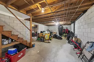 3930 Beulah Rd, Columbus, OH 43224 - Photo 16