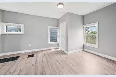 1025 Howard St, Columbus, OH 43201 - Photo 18