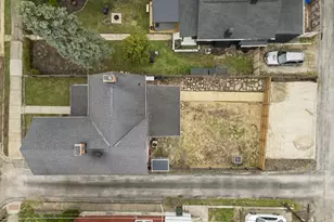 74 E Dodridge St, Columbus, OH 43202 - Photo 36