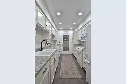 3128 Rivermill Drive, Columbus, OH 43220 - Photo 14