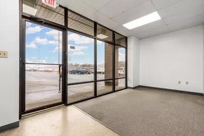 123 N Maysville Avenue, Zanesville, OH 43701 - Photo 4