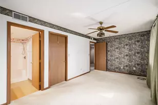 5885 Beechcroft Rd, Columbus, OH 43229 - Photo 20