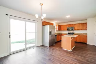 302 Triple Crown Way, Marysville, OH 43040 - Photo 4