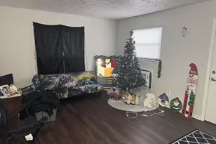 1265 Green Valley Dr, Heath, OH 43056 - Photo 2