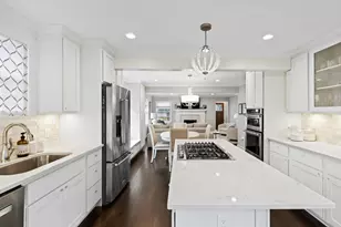 109 W Schreyer Pl, Columbus, OH 43214 - Photo 1