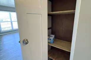 2656 Glenbar Ct, Columbus, OH 43219 - Photo 28