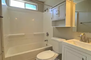 2656 Glenbar Ct, Columbus, OH 43219 - Photo 22