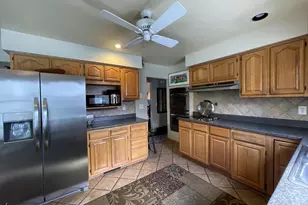 2475 McCoy Rd, Columbus, OH 43220 - Photo 4