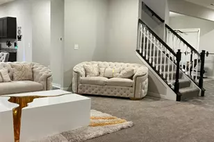 1043 Beehive Grv, Grove City, OH 43123 - Photo 2