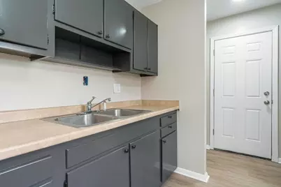 1775 Alcoy Drive, Columbus, OH 43227 - Photo 10