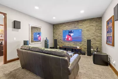 132 N High Street, Gahanna, OH 43230 - Photo 16