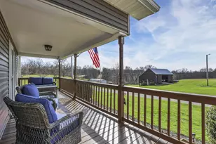 5502 Dutch Ridge Rd SE, New Straitsville, OH 43766 - Photo 10