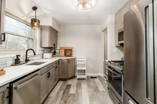 2089 Jervis Rd, Upper Arlington, OH 43221 - Photo 14