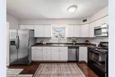 1638 Carrigallen Lane, Columbus, OH 43228 - Photo 16