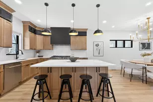 90 N Ohio Ave, Columbus, OH 43203 - Photo 22