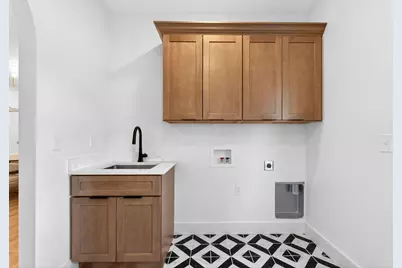 90 N Ohio Avenue, Columbus, OH 43203 - Photo 24