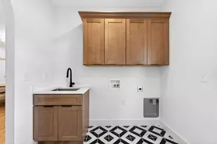 90 N Ohio Ave, Columbus, OH 43203 - Photo 24