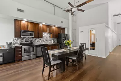 78 E Chestnut Street #107, Columbus, OH 43215 - Photo 2