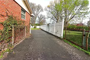 1522 Devonhurst Dr, Columbus, OH 43232 - Photo 32