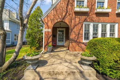 2188 Bryden Road, Columbus, OH 43209 - Photo 2
