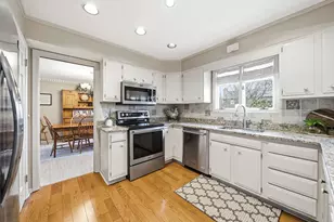 2682 Lane Rd, Columbus, OH 43220 - Photo 12