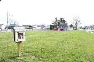 2057 Bridlewood Blvd, Columbus, OH 43207 - Photo 10