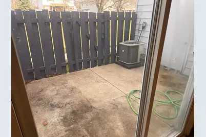 660 Cherry Hollow Road #E, Columbus, OH 43228 - Photo 14