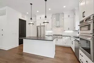 2842 Gunnison Dr, Columbus, OH 43228 - Photo 8