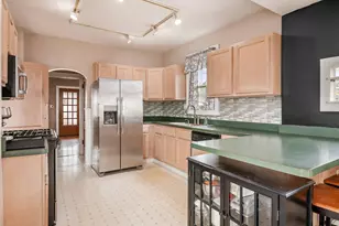 415 E Weber Rd, Columbus, OH 43202 - Photo 14