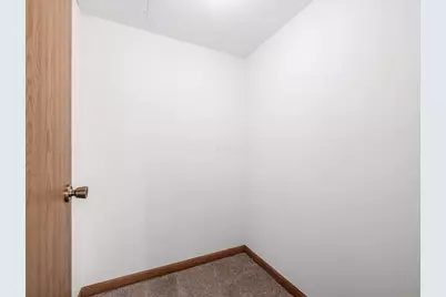 4824 Gilhem Court, Columbus, OH 43228 - Photo 12