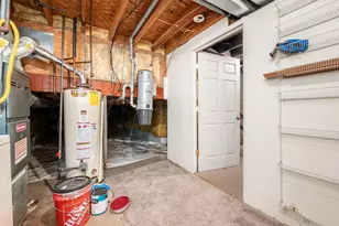 4824 Gilhem Ct, Columbus, OH 43228 - Photo 36